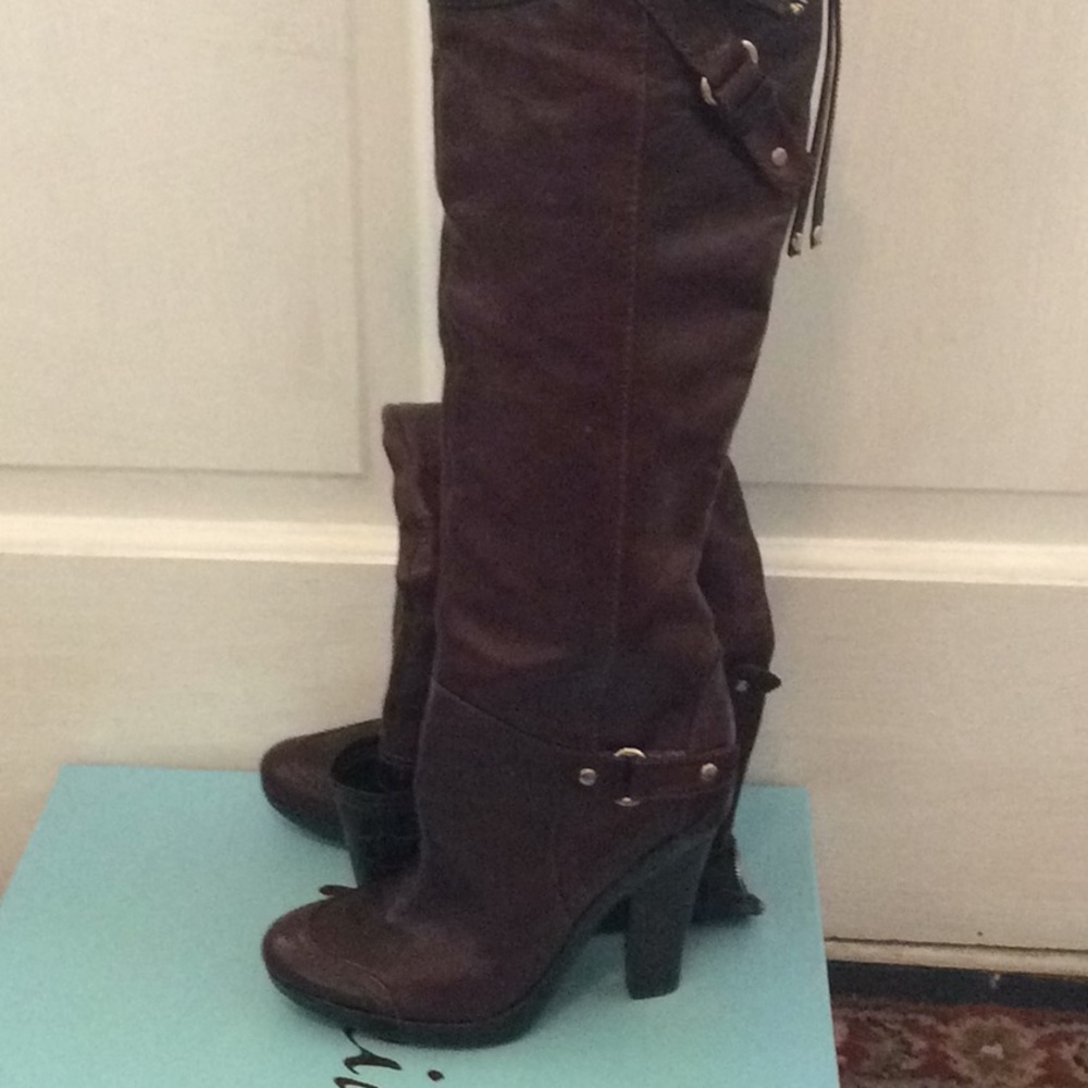 Marciano boots size 7 1/2